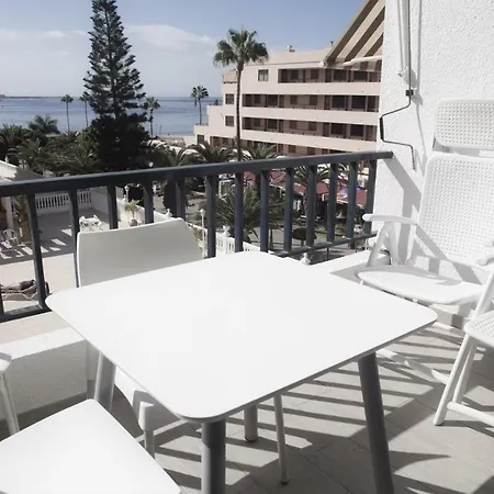 Fayser Free Wifi Los Cristianos  Buitenkant foto